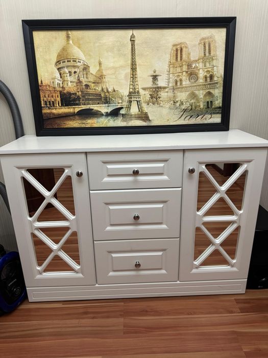 Мебель для зала тумбочка стул шкаф