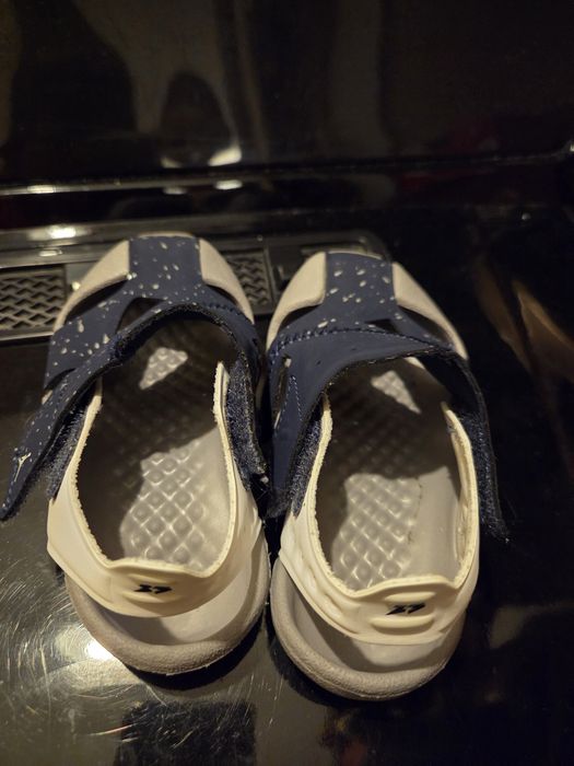 Детски сандали за момче