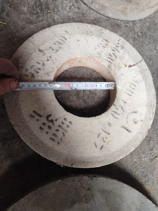 Круг точильный продам