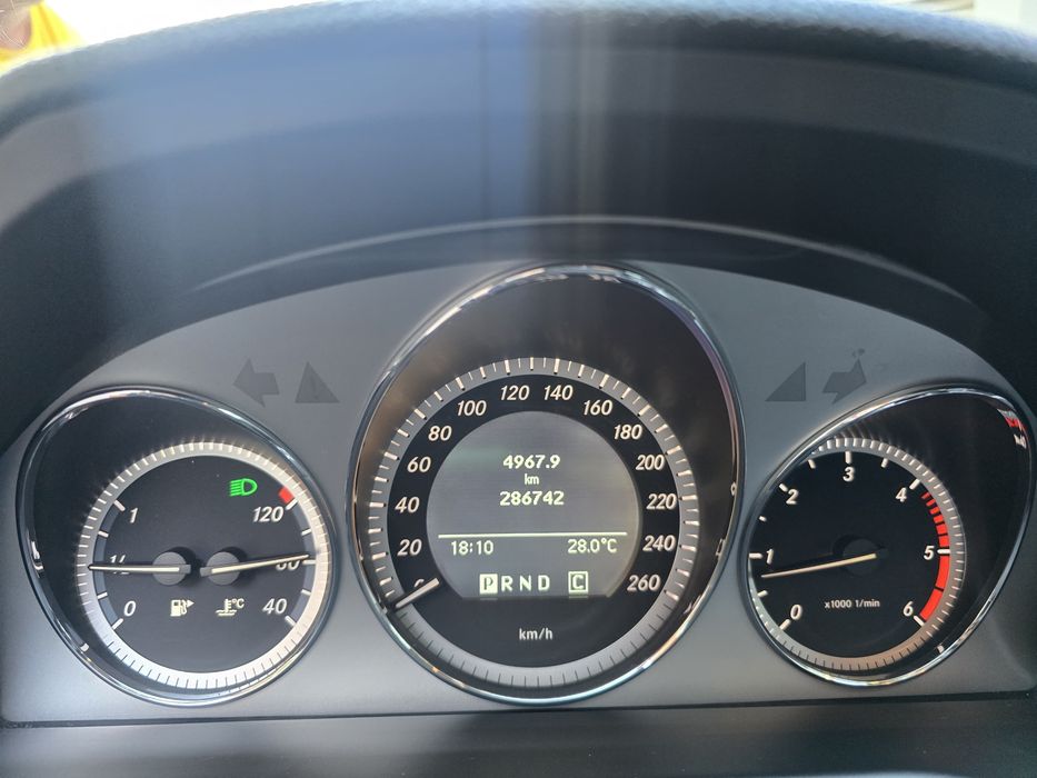 MERCEDES-BENZ E-Class 2010 — imagine 2