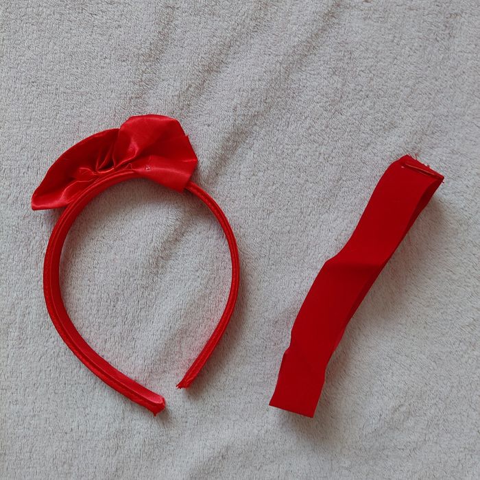 Costum Alba ca Zăpada