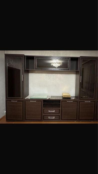 Стенка ( горка) в гостинную