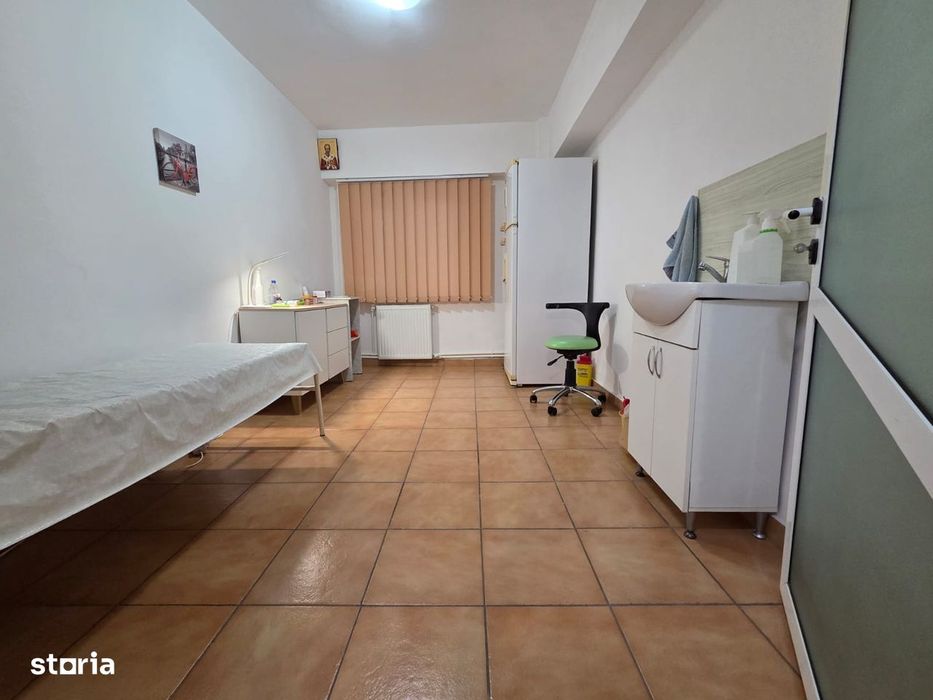 Apartament 4 Camere Ideal Cabinet/Birou sau Locuință