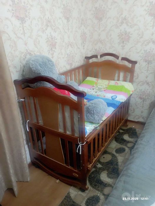 Детскоя кровать продам