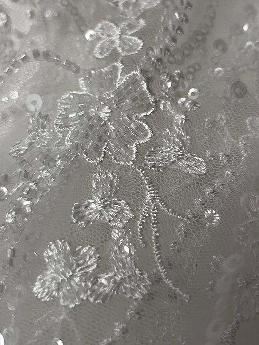 Rochie de mireasa mărimea S cu mâneci