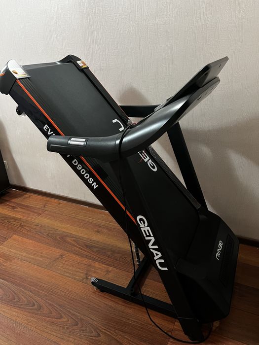 Беговая дорожка Genau