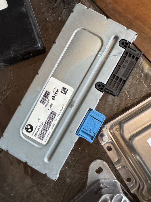 Модули за бмв ф10 ф11 феис