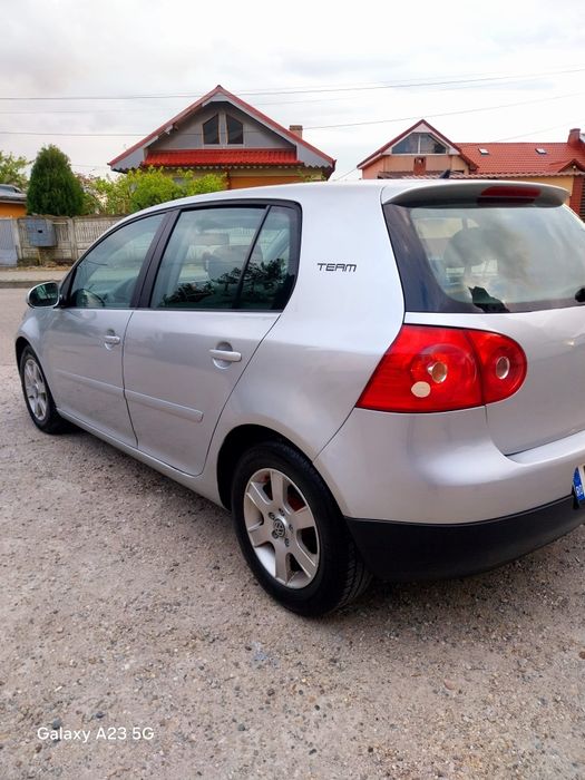 Volkswagen Golf V 1.9TDI 105CP TEAM