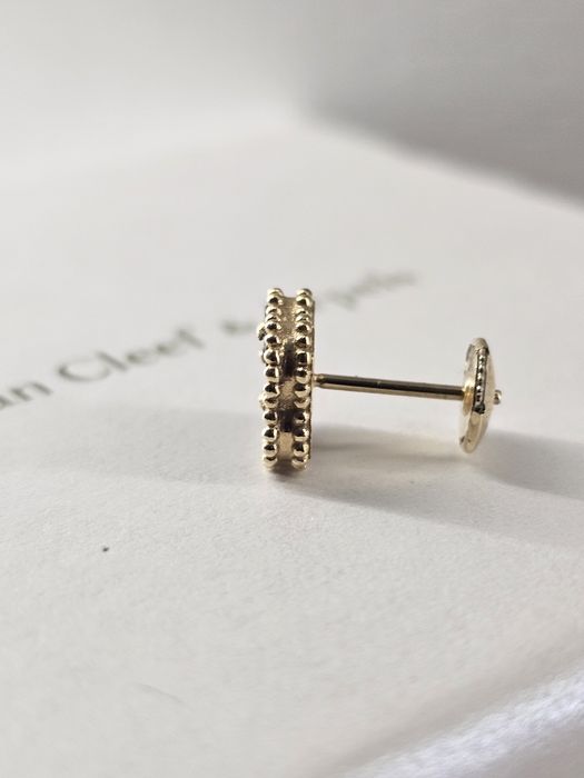 VAN CLEEF & ARPELS Sweet alhambra  Onyx