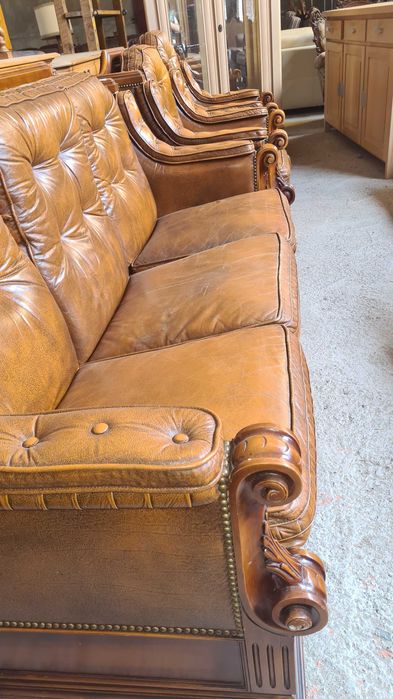 кожен диван 3+1+1