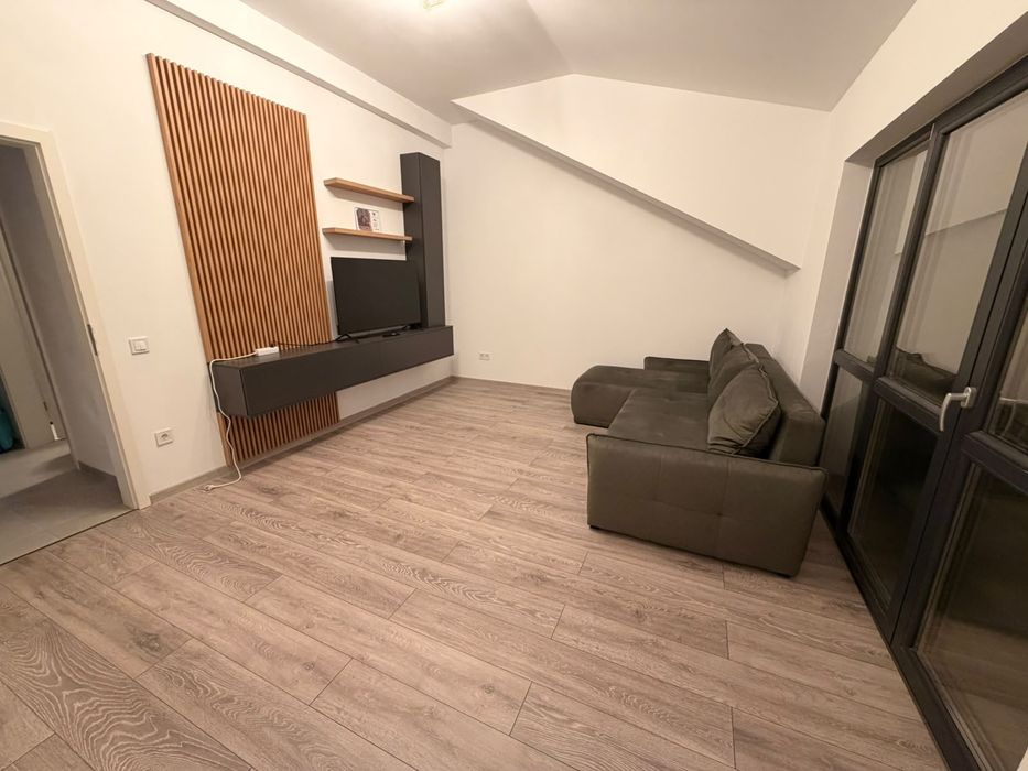De inchiriat apartament 2 camere Sânpetru Roka Village