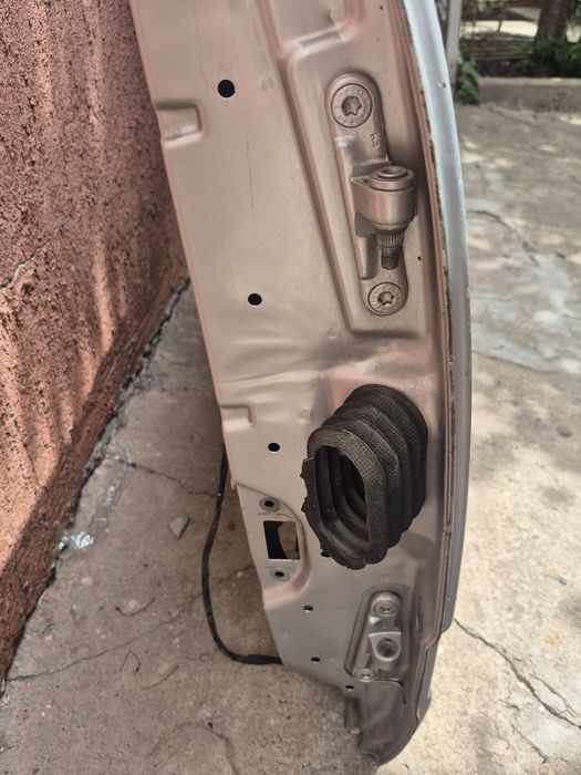 Дверь Mercedes W210 S210 универсал