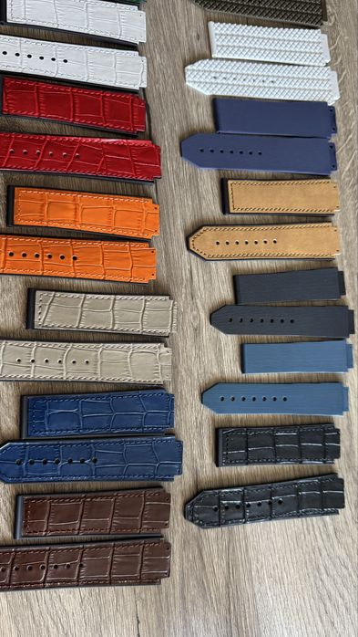 Продавам нови HUBLOT каишки от висококачествен каучук' и закопчаване
