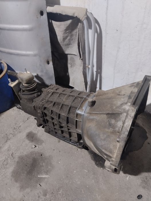 Продам каропку передач