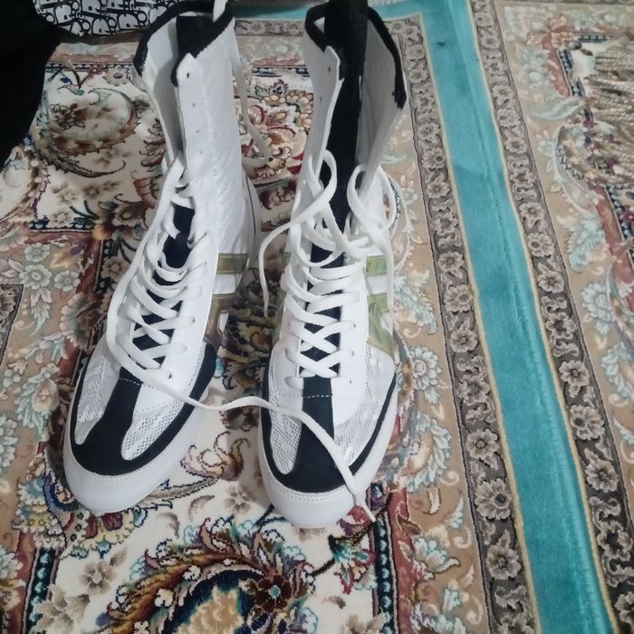 Боксёрка новый.   ..