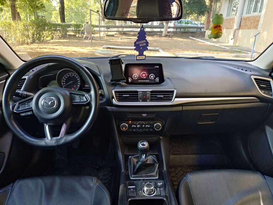 Mazda 3 fastback 2019, manuală, 2.0 benzină
