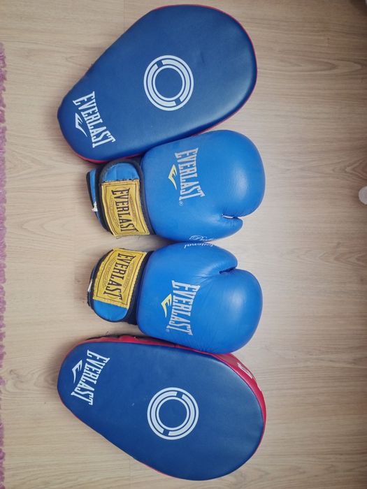 Продам новый   набор для бокса.