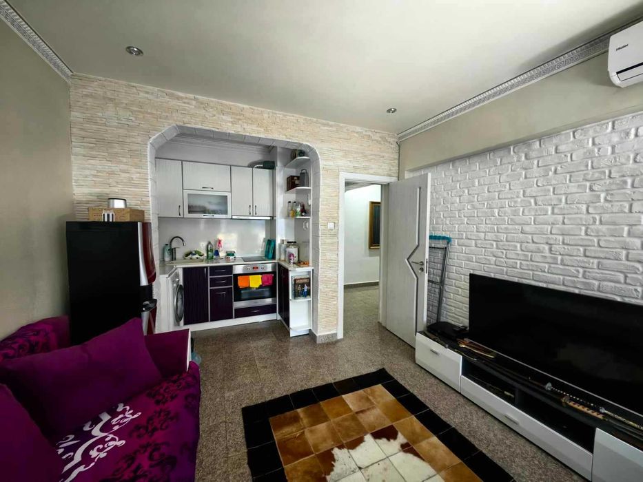 Дава се под наем Тристаен апартамент в Разград, Център - 78 кв.м за 127500 € - Снимка #1