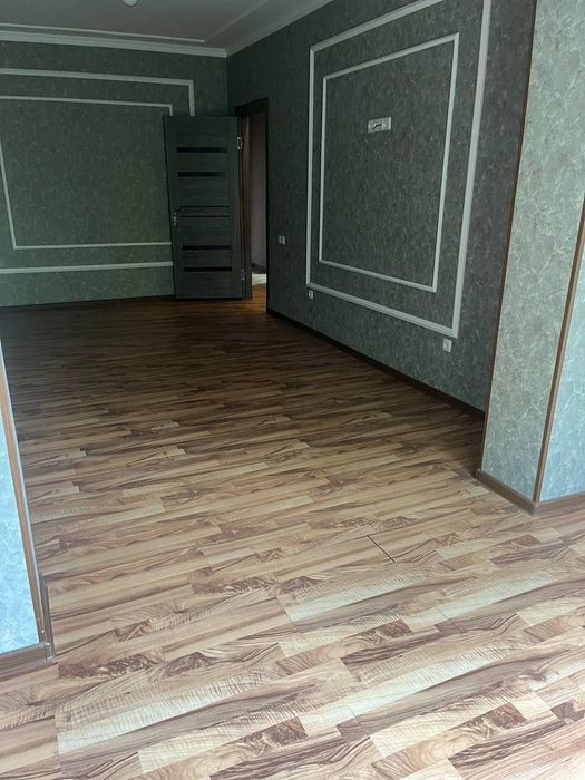 Продаётся двух комнатная на 17 квартале Юнусабад