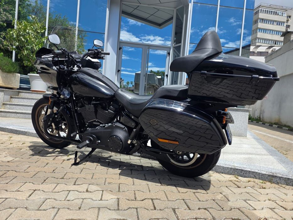 Harley-Davidson Softail Low Rider ST Harley Davidson Low Rider ST 2024 Vivid Black accesorizat