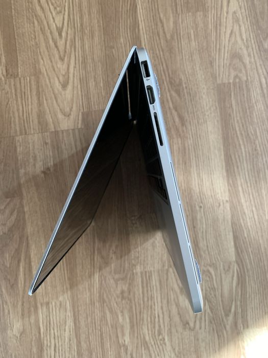 Laptop Apple MacBook Pro Retina intel core i5,8gb ram.Cititi anuntul.