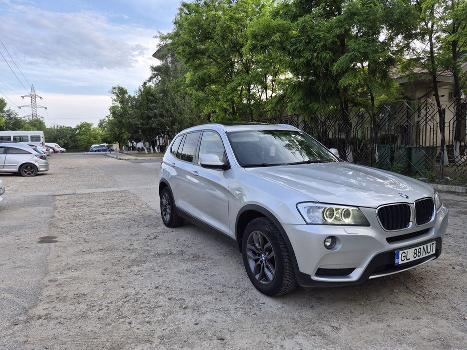 BMW X3 F25  2011