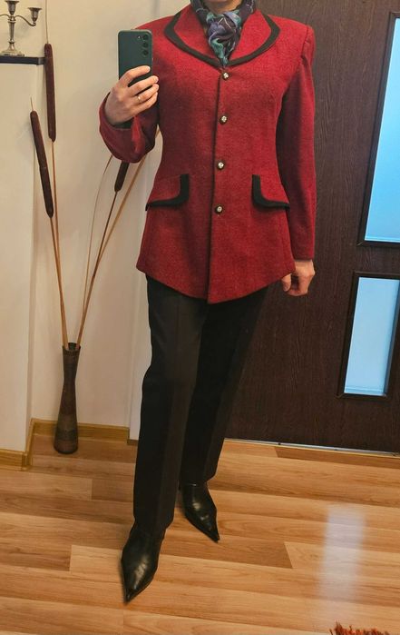 Sacou de primavara/toamna de culoare rosu burgund