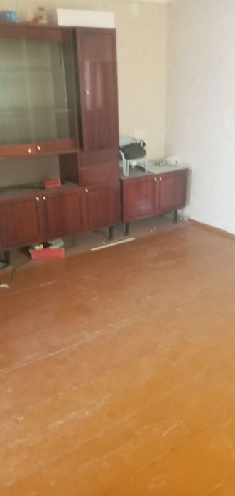 Стенка серванты +тумбочка импортный.