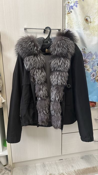 Продам куртку зимний осень