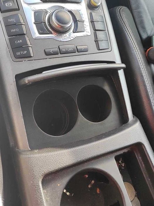 Audi A6 C6 4F - аксесоари, поставки за чаши, къпхолдъри и др.