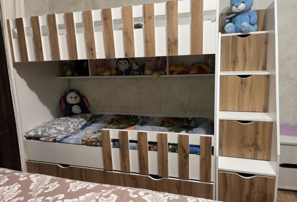 Продам двухъярусную кровать