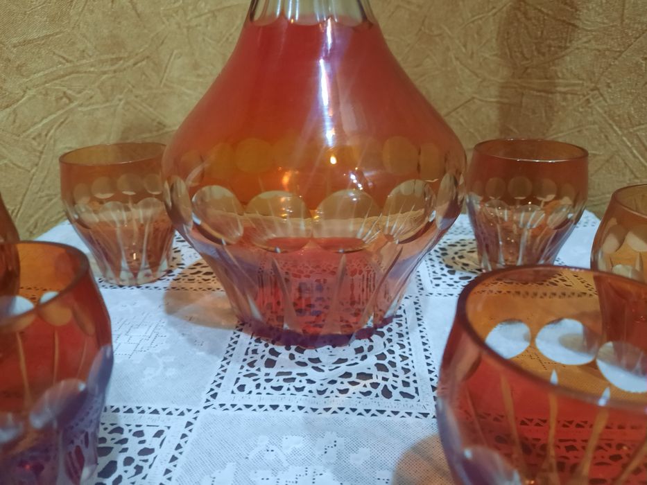 Коллекционный, винтажный набор: графин и 6 стопок. Ручное травление ви