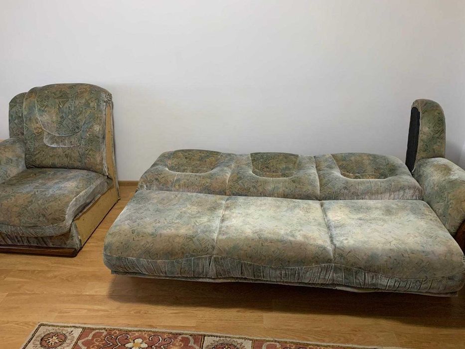Canapea 4 locuri + canapea 2 locuri