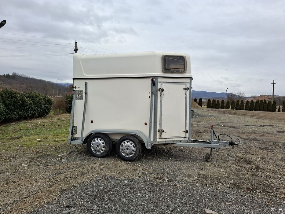 Vand remorca animale