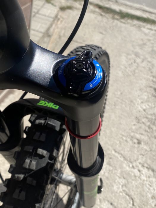 YT Capra 27,5 L отлично