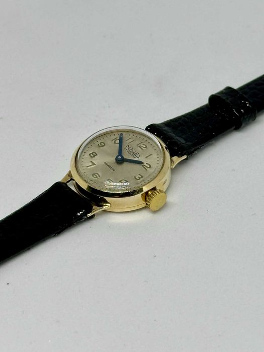 Дамски механичен златен часовник MAJEX INCABLOC / 9к GOLD