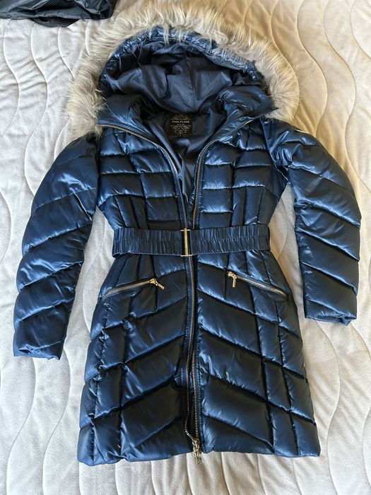 Пухено зимно яке на Finn Flare