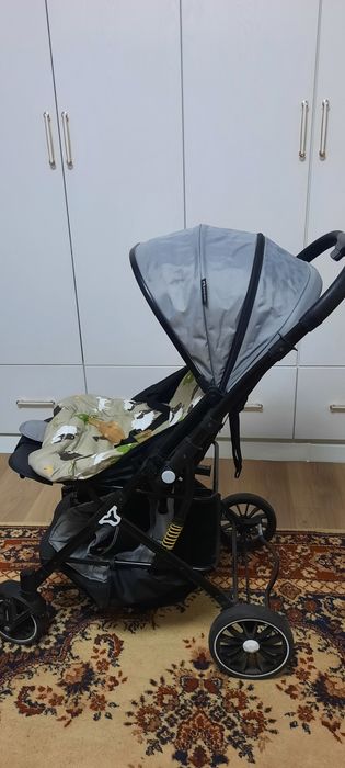 Продаю детскую коляску