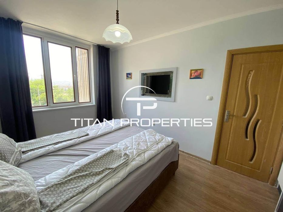 Дава се под наем Тристаен апартамент в Варна, Център - 80 кв.м за 700 € - Снимка #3