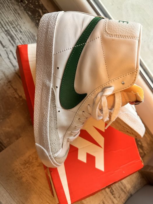Оригинални кецове Nike(Найк)