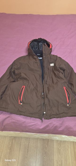 Яке за ски или сноуборд