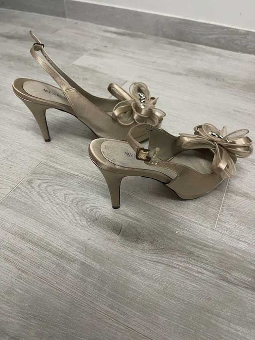 Комплект официални обувки и чанта