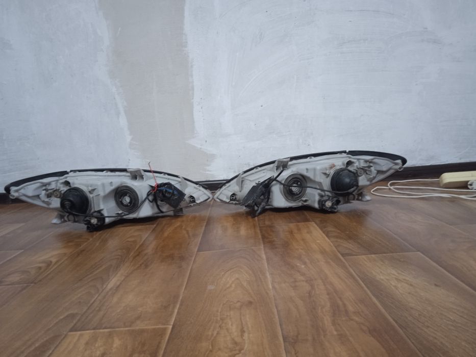 Фары Тойота Камри 35