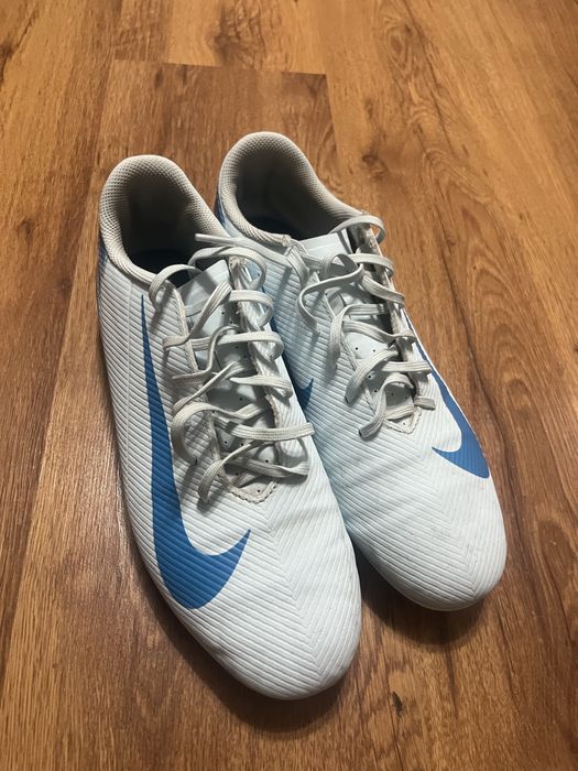 Nike mercurial vapor club