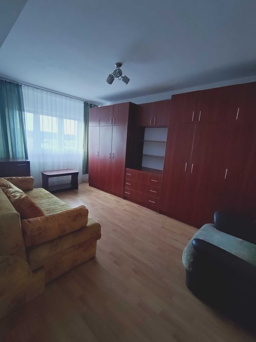 Garsoniera de închiriat