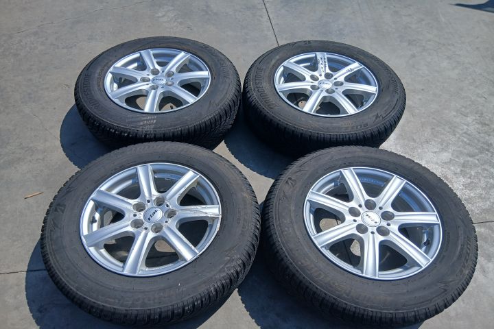 Jante aliaj cu anvelope 16 - set 7JX16H2 215/70R16 7JX16H2 215/70R16