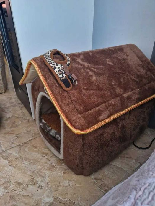 Уютна къща за кучета, котки и други домашни любимци