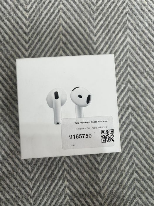 AirPods 4