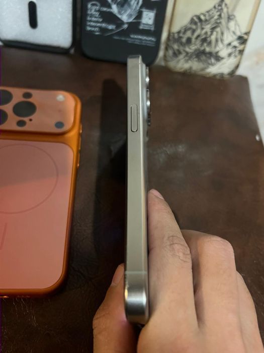 Iphone 15 pro vand /schimb