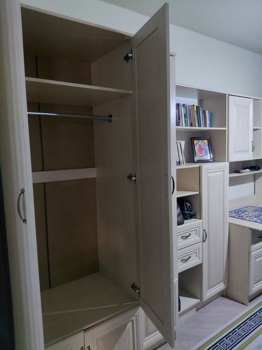 Стенка для комнаты подростка